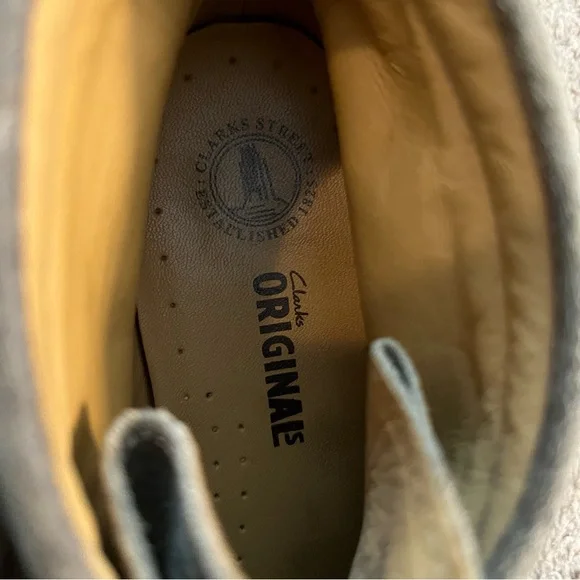 🥾 Boys Clarks Original Shoes - Wide Width, Leather, Heirloom Quality Shoes - Picture 4 of 8